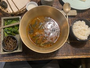   at Kkot Bape Pida - 꽃 밥에 피다 A Flower Blossom on the Rice in Seoul