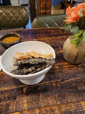  at Kkot Bape Pida - 꽃 밥에 피다 A Flower Blossom on the Rice in Seoul