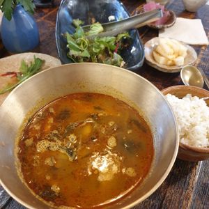  at Kkot Bape Pida - 꽃 밥에 피다 A Flower Blossom on the Rice in Seoul