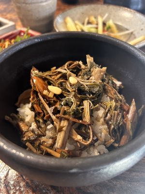   at Kkot Bape Pida - 꽃 밥에 피다 A Flower Blossom on the Rice in Seoul