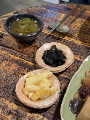 Side dish  at Kkot Bape Pida - 꽃 밥에 피다 A Flower Blossom on the Rice in Seoul