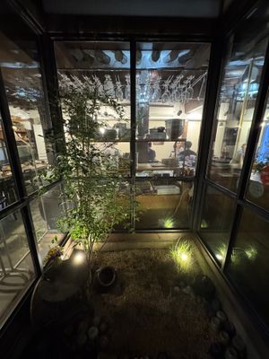   at Kkot Bape Pida - 꽃 밥에 피다 A Flower Blossom on the Rice in Seoul