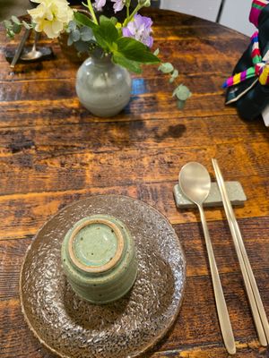  at Kkot Bape Pida - 꽃 밥에 피다 A Flower Blossom on the Rice in Seoul