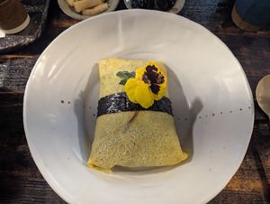  at Kkot Bape Pida - 꽃 밥에 피다 A Flower Blossom on the Rice in Seoul