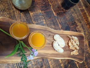  at Kkot Bape Pida - 꽃 밥에 피다 A Flower Blossom on the Rice in Seoul