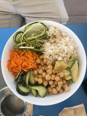 Poke bowl  at Chiosco Palladio in Jesolo