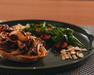 Tosta de cogumelos at Terrassa in Amarante