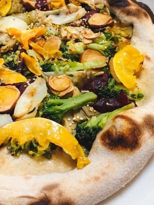 Pizza at In un Angolo di Mondo in Acireale