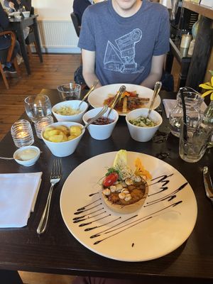 Pumpkin pie en ratatouille incl heerlijke vegan bijgerechten   at Koaikers Huus in Buren