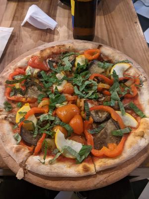 Vegan Pizza (~37.000 COP) - 2.5/5 at Bella Italia in Jardin