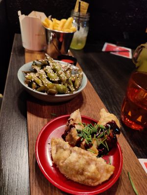 Dumplings and edamame beans at Pinchos in Oerebro