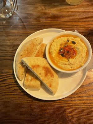Squash humus   at Bear Inn in Cirencester