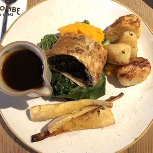 Vegan Roast Dinner  at Bear Inn in Cirencester