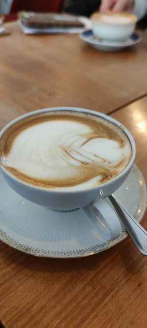 Flat white at Tattoo-Café Peckerl in Dresden