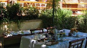 Organic breakfast in the garden at Rosa dei Venti in Caltagirone