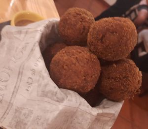  at Alium Tapería in Vigo