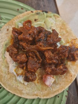 Soya taco at Alium Tapería in Vigo