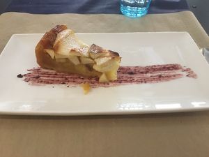 Tarta de manzana   at Penguin Bar in Bilbao