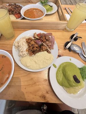  at ConSuLado Vegano in Lima