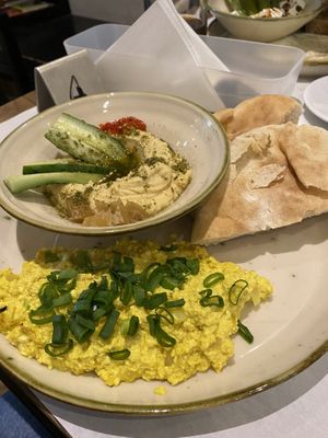 Tofucznica z hummusem   at Karma Organic Coffee in Krakow