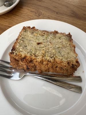 Zucchini „Brot“ etwas trocken 5/10  at Karma Organic Coffee in Krakow