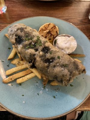 Vegan Fish & Chips 🍤🍟  at Jeremiah's Taproom in Edinburgh