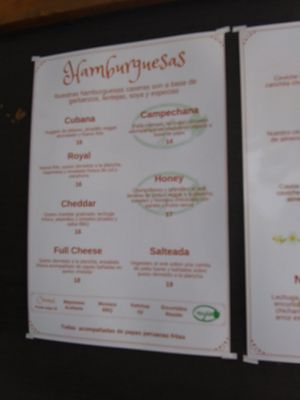 Hamburger menu at Cocina Natural in Lima