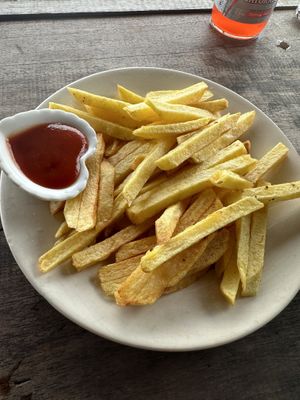 Fries  at Don Sanduchito in Puerto Villamil