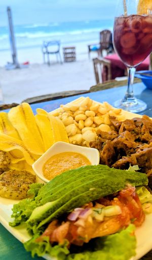  at Don Sanduchito in Puerto Villamil