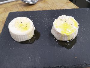 Vegan Mandelricotta at Paninothek in Innsbruck