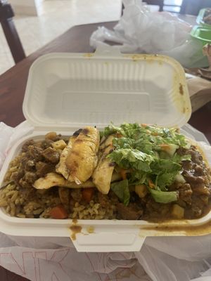 Medium box  at De Ultimate in Bridgetown