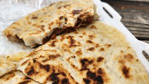 Jackfruit quesadilla so gooey and crispy! #Veganuary at Taco Stop in Tucson