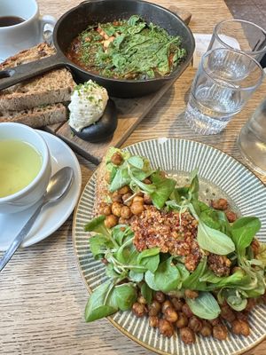 Avocado toast and Vegan shaksuksa  at SANDHOLT in Reykjavik