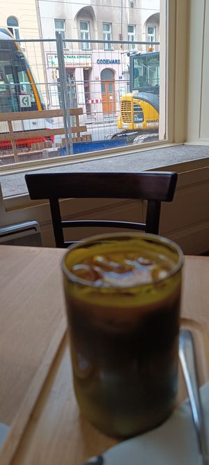  at mamacoffee in Prague