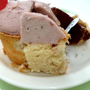 strawberry inside at Pan Honesta 빵어니스타 - Itaewon in Seoul