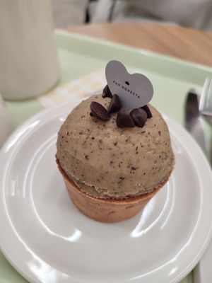 Earl grey rice tarte #Veganuary at Pan Honesta 빵어니스타 - Itaewon in Seoul