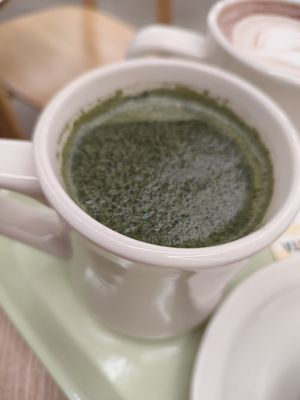 Mugwort latte #Veganuary at Pan Honesta 빵어니스타 - Itaewon in Seoul