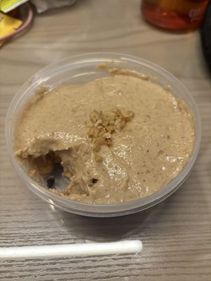 peanut butter and choc chip spoon cake   at Pan Honesta 빵어니스타 - Itaewon in Seoul