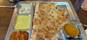 Dosa with nuts and raisins at Saravanaa Bhavan in Munich