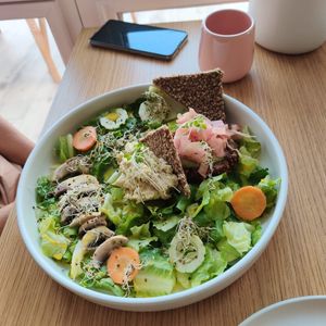 Jungle burger déconstruit at Inward in Tunis