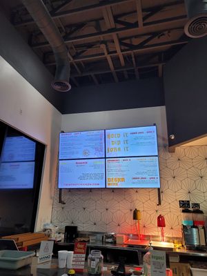  at Twist Hot Chicken in Peoria