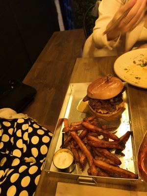 Shroom burger at Meet Vegano in Malaga