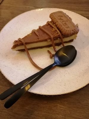 Lotus cheesecake at Meet Vegano in Malaga