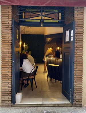 Look inside  at Meet Vegano in Malaga