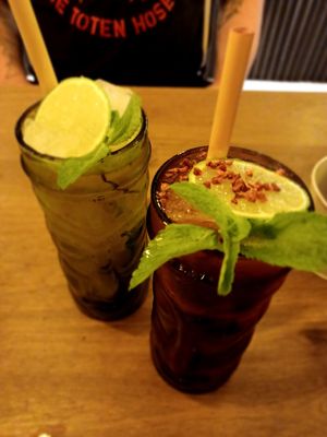 Whitebeer Mojito and a rasberry Mocktail!🍹 at Meet Vegano in Malaga