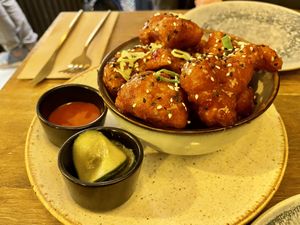 Spica Cauliflower Wings  at Meet Vegano in Malaga