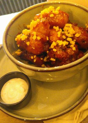 Alitas de coliflor at Meet Vegano in Malaga