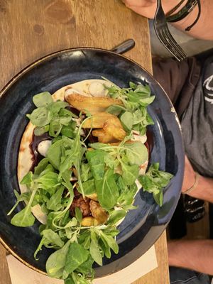 Estofado al vino  at Meet Vegano in Malaga