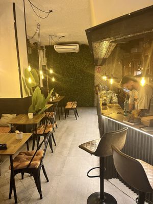 Very relaxed atmosphere !  at Meet Vegano in Malaga