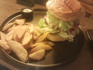 plant based burger, chips and garlic mayonnaise  at Meet Vegano in Malaga